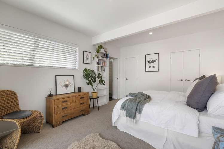 8 Willow Avenue Birkenhead_13