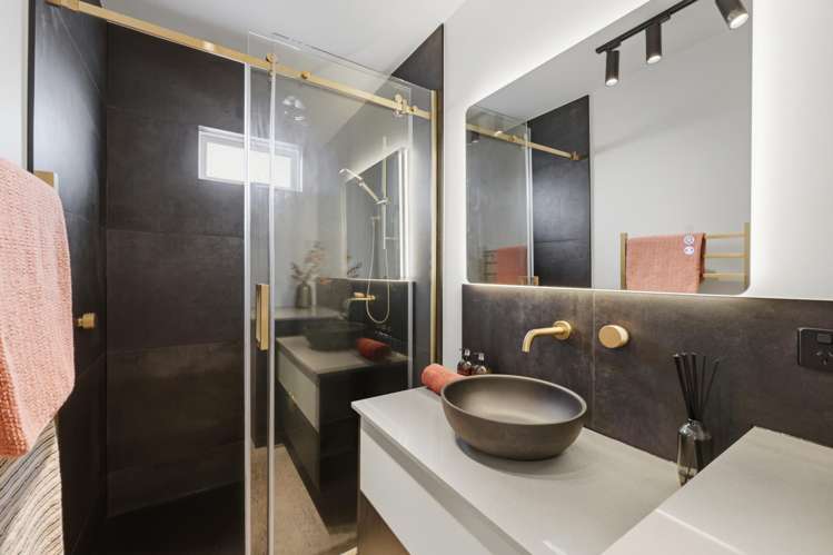 3/267 Meola Road Point Chevalier_10