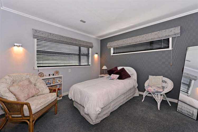 2 Lucy Murcott Place Stoke_17