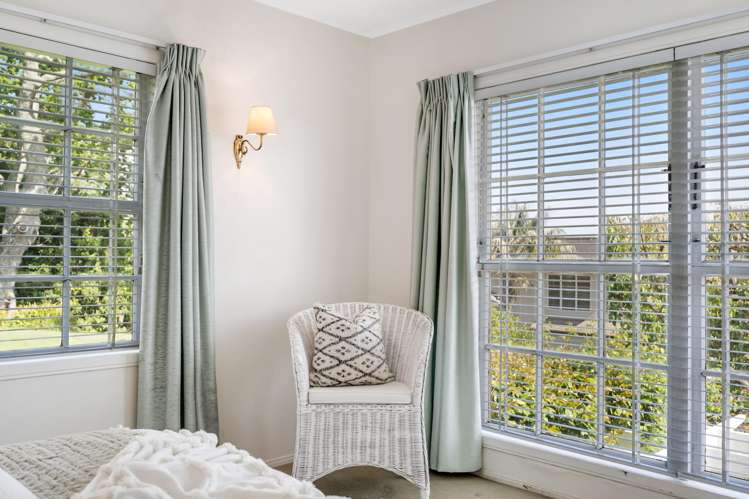 8 Pleasant Place Mellons Bay_8