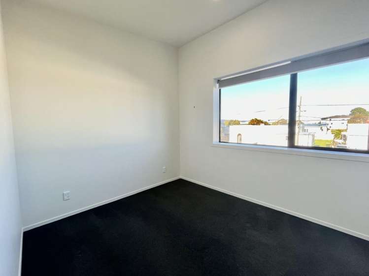  A/431 Jackson Street Petone_11
