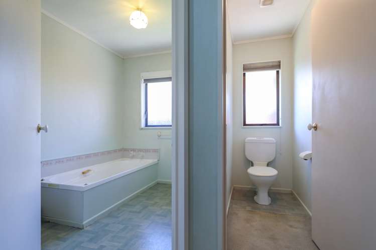 12 Coleridge Place Stoke_12