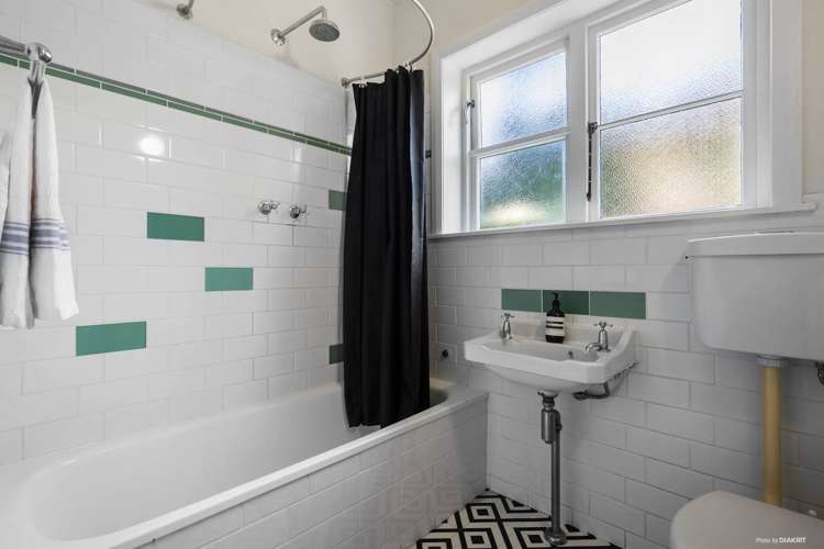 22 Roberton Road Avondale_12