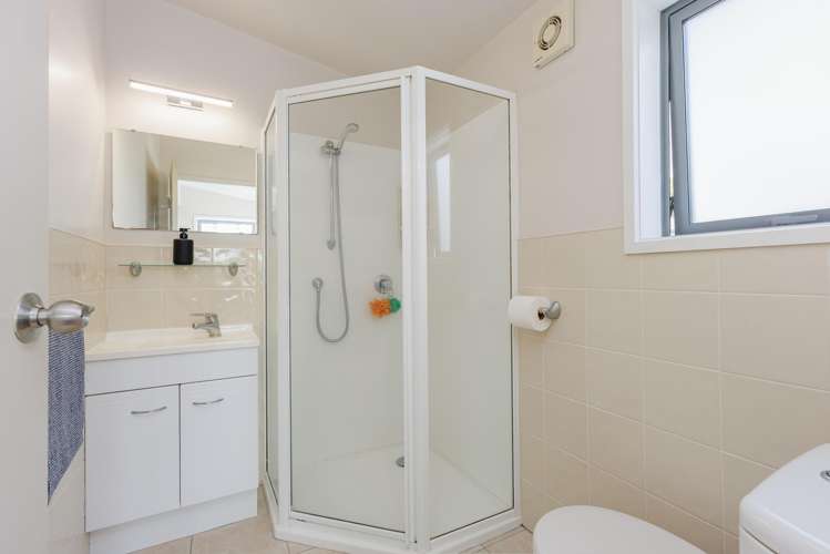 1/66 Browns Bay Road Rothesay Bay_18