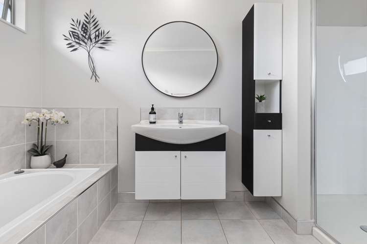 18 Armstrong Farm Drive East Tamaki Heights_20