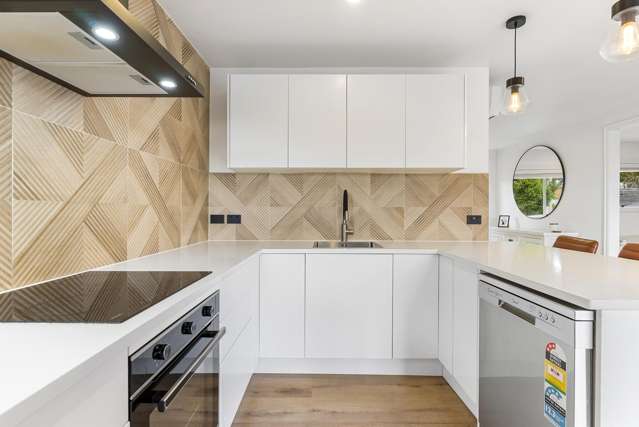 1/36 Aeroview Drive Beach Haven_3