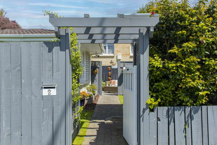 2 Chevron Drive Bellevue_11