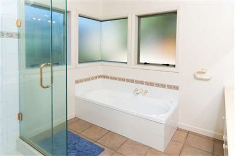 21 Taroka Close Pinehill_13