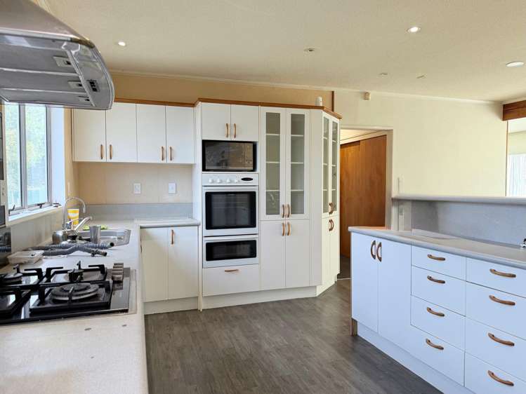 305 No 3 Road Te Puke_12