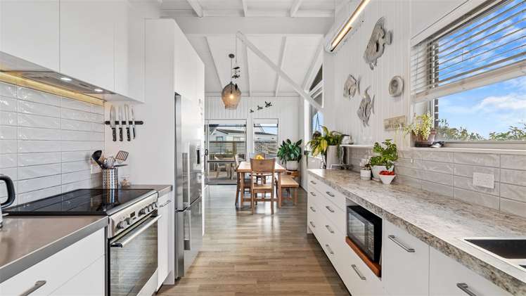 624a Papamoa Beach Road Papamoa_2