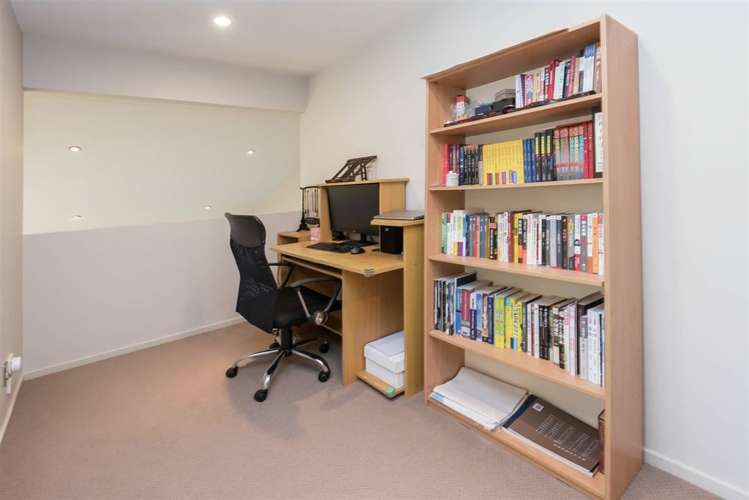 10 Chard Place Flat Bush_18