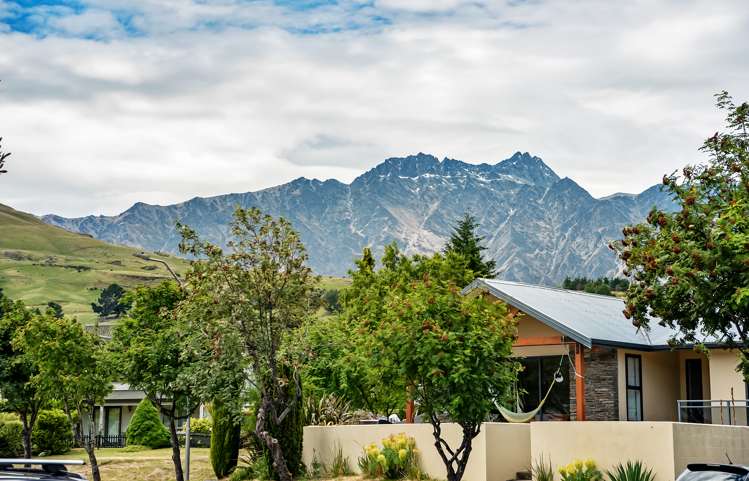 38 Oregon Drive Kelvin Heights_8