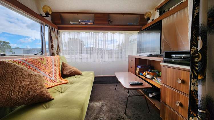 183 Rangiora Crescent Matarangi Beach_11