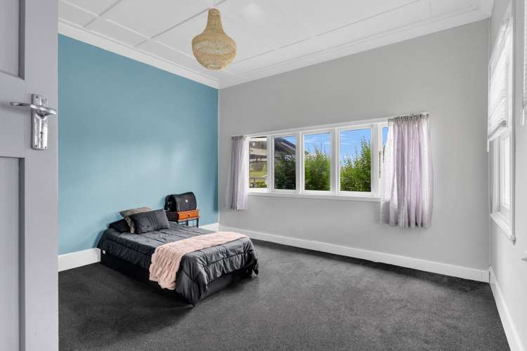 2 School Road Tiniroto_12