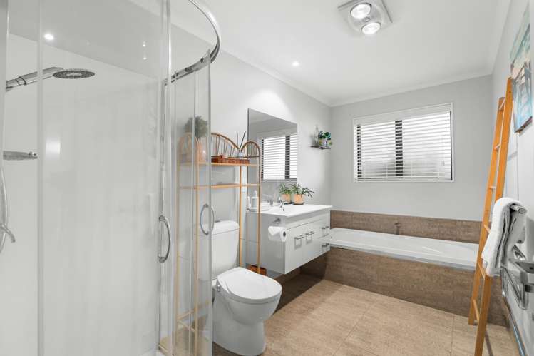 16 Barbara Joan Road Wigram_14