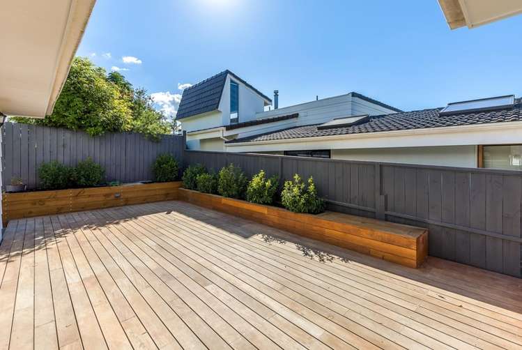 2c Kauri Glen Road Birkenhead_1
