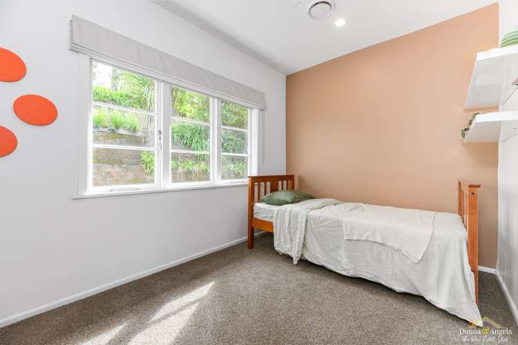 56 West Lynn Road Titirangi_13