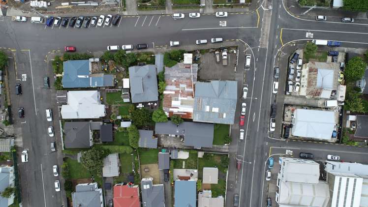 13 Udy Street Petone_3