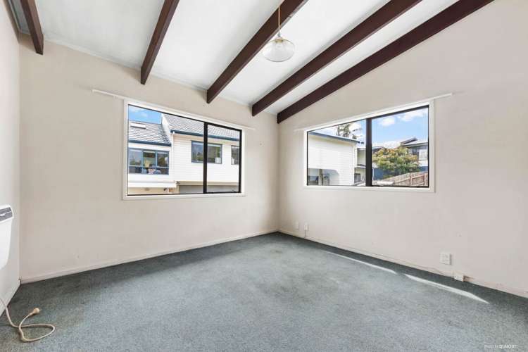 66 Tiverton Road New Windsor_8