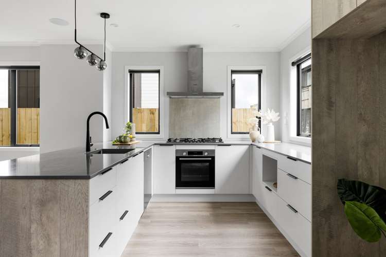 2/42 Rose Berry Crescent Flagstaff_4