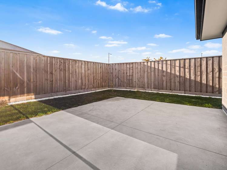 33 Jean Batten Lane Rolleston_22