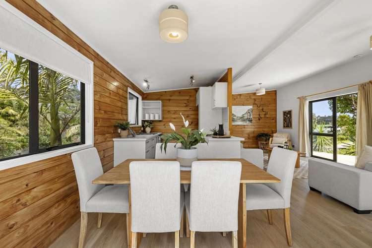 4A Violet Street Raglan_4