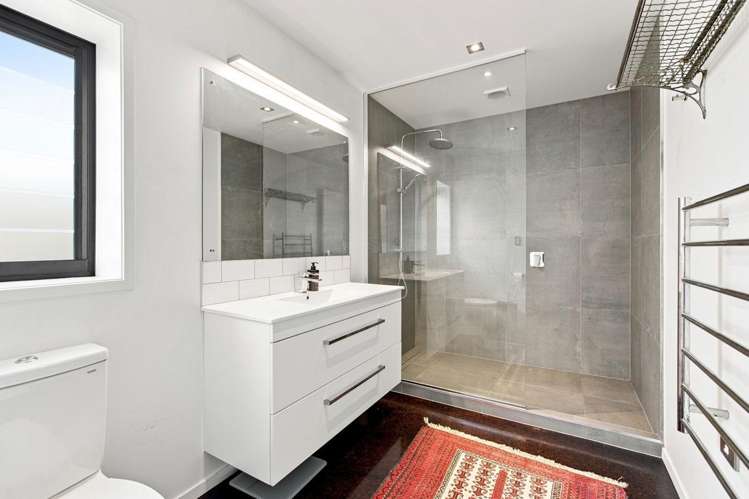 1/66 Powderham Street New Plymouth Central_15