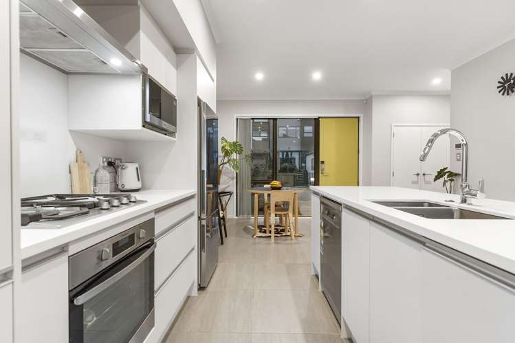 16 Tuamaka Lane Hobsonville_9