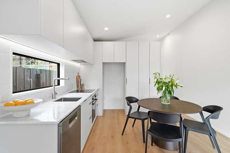 7/232 Geraldine Street_4