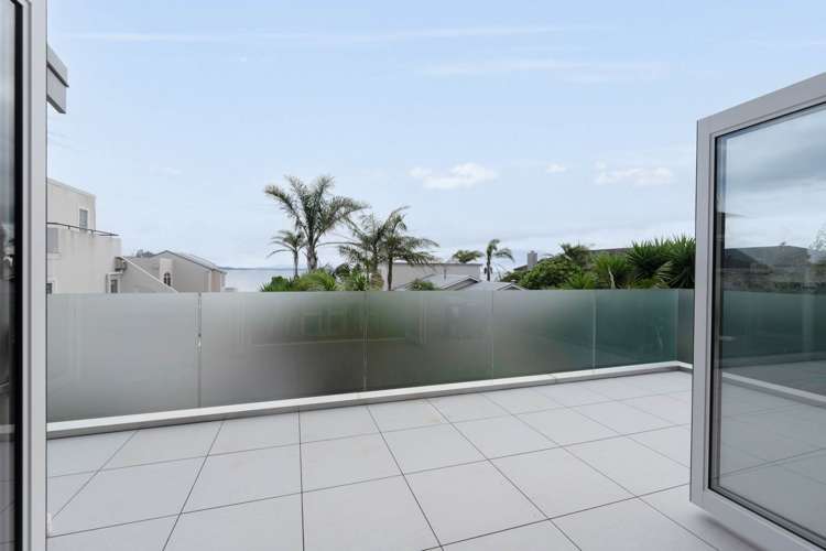 6 Rogers Avenue Eastern Beach_10