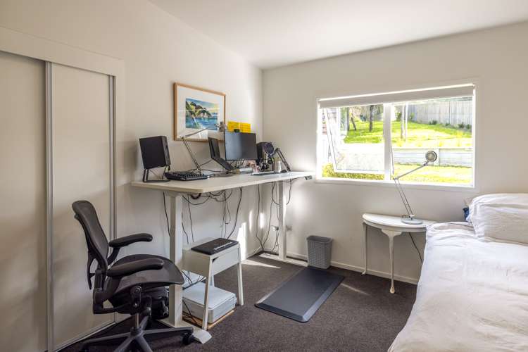 52 Calais Terrace Ostend_22