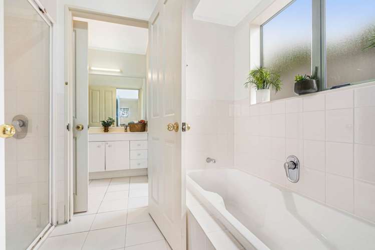 5 Ryehill Close New Lynn_11