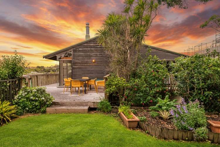 1/518 Beach Road Murrays Bay_1