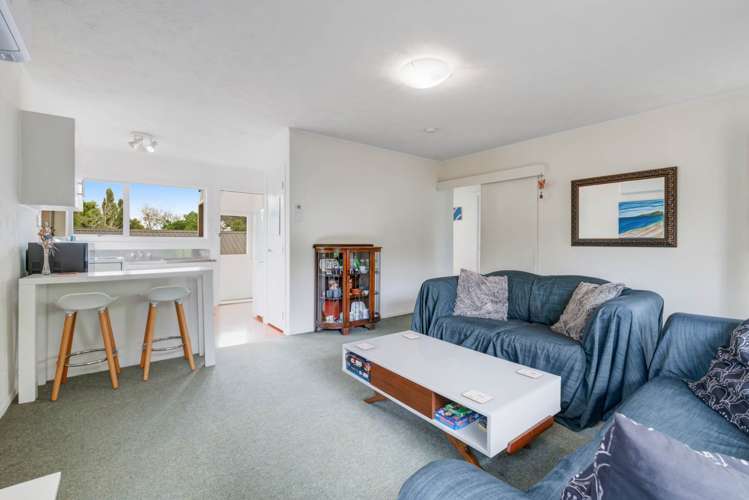 18B Brian Crescent Stanmore Bay_3