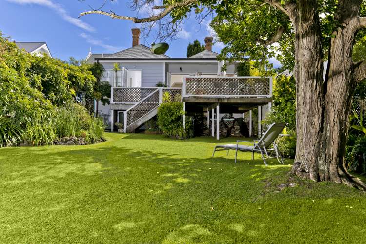 35 Allenby Avenue Devonport_13