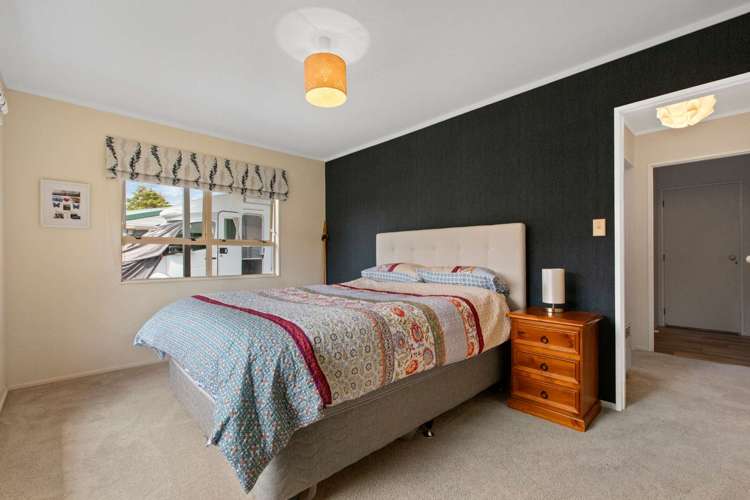 10 Barraud Place Pukehangi_15