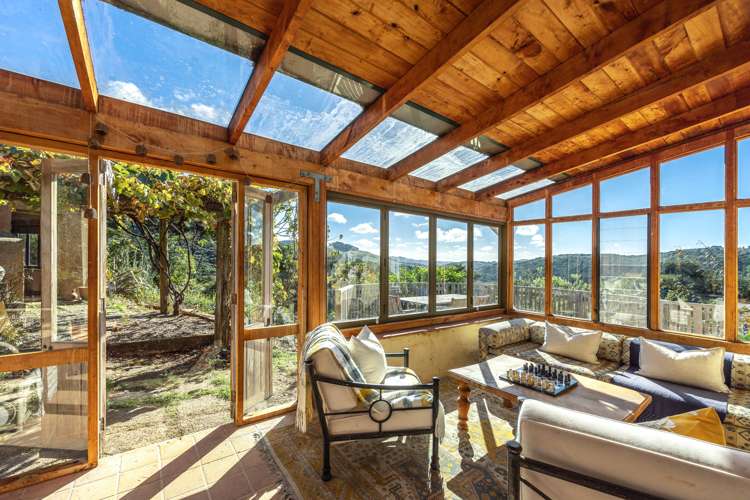 175 Orapiu Road Waiheke Island_11