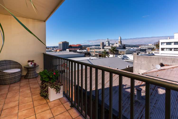 3f/6 Queen Street Palmerston North Central_13