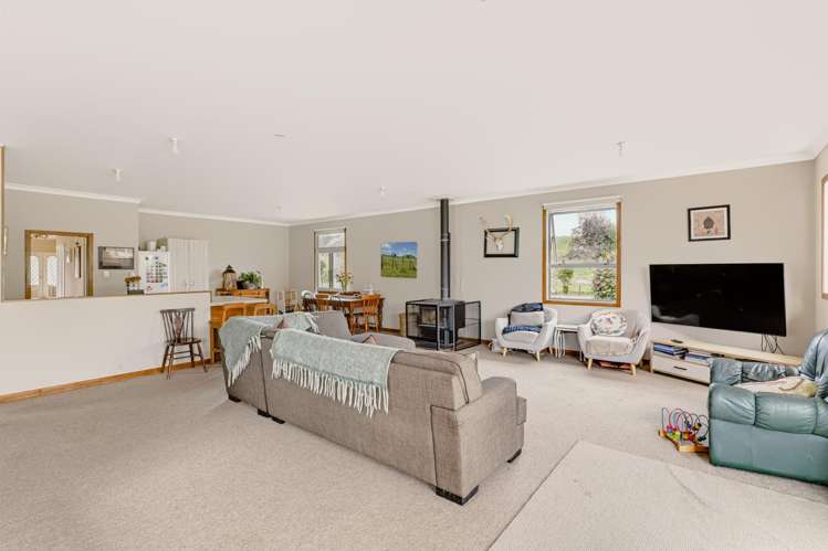 195 Ngutuwera Road Waitotara_28