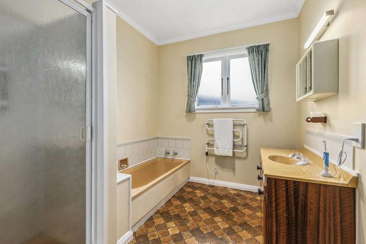 20 Nathan Street Tawa_17