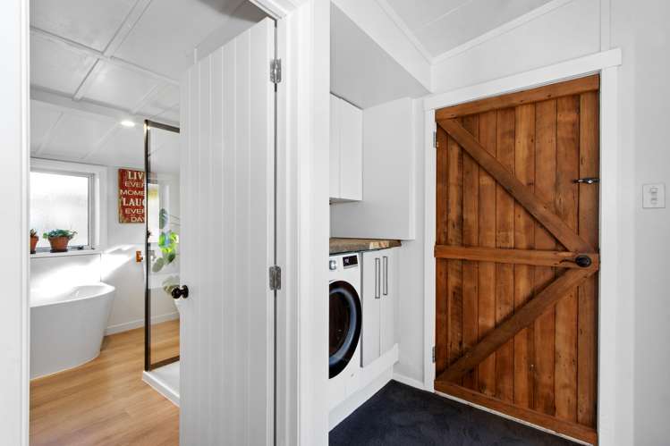 27 Pembertons Road Sefton_21