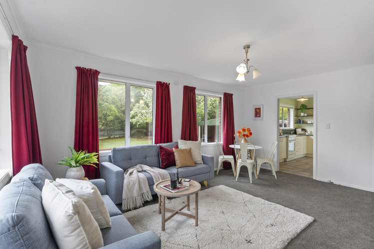 1/1 Gard Street Silverstream_5