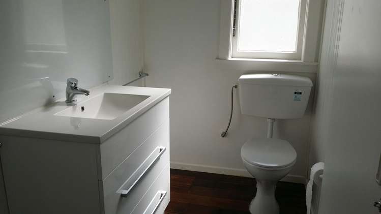 5 Brown Street Mount Cook_11