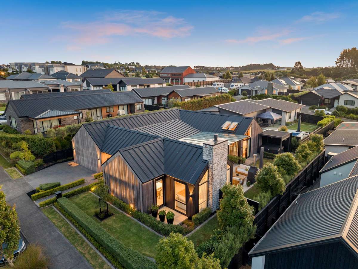 5 Winstone House Road_0