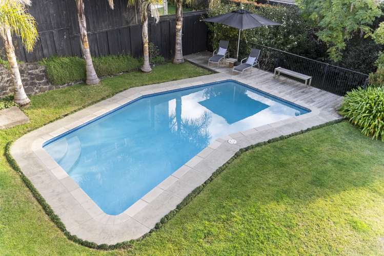 19 Ferryhill Road Epsom_17