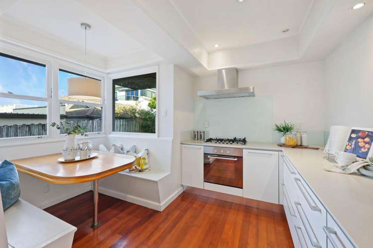 24 Takutai Avenue Bucklands Beach_13