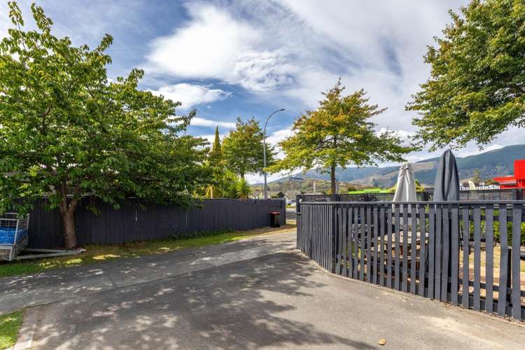 Flat 1/690 Main Road Stoke Stoke_13