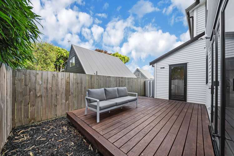 7E & 7F Walsall Street_2