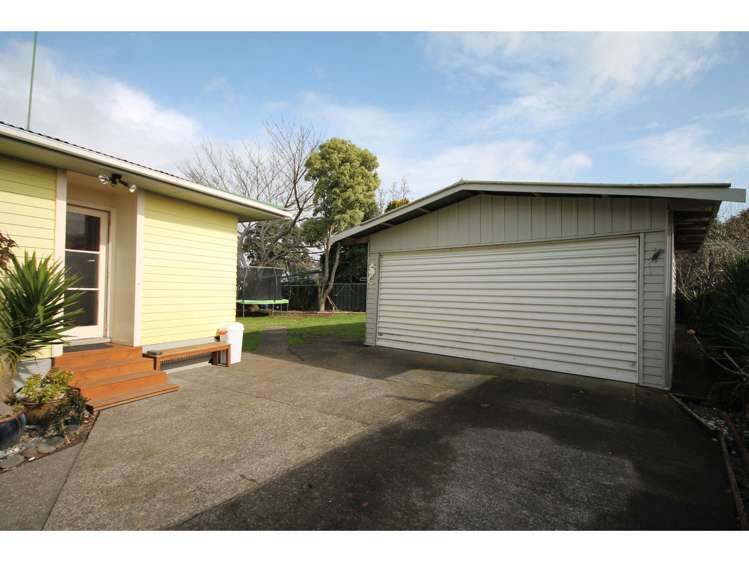 65 Valentine Street Papakura_12