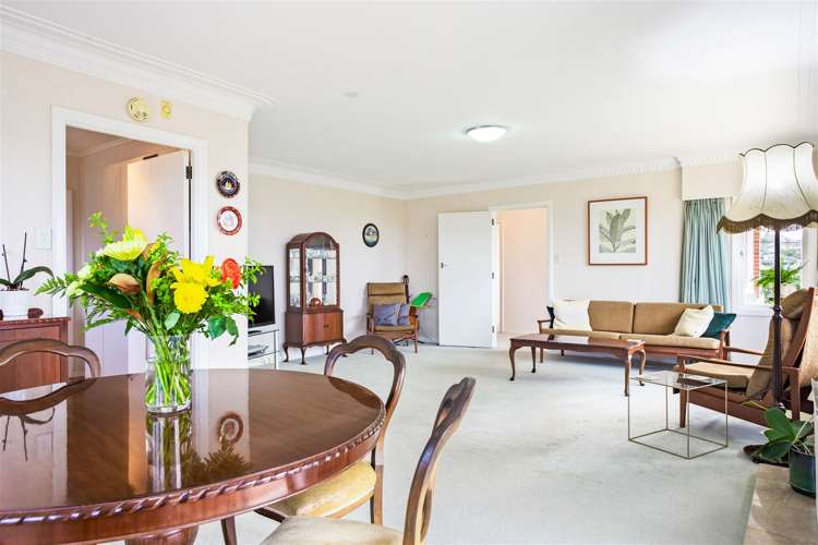 53 Uxbridge Road Mellons Bay_9